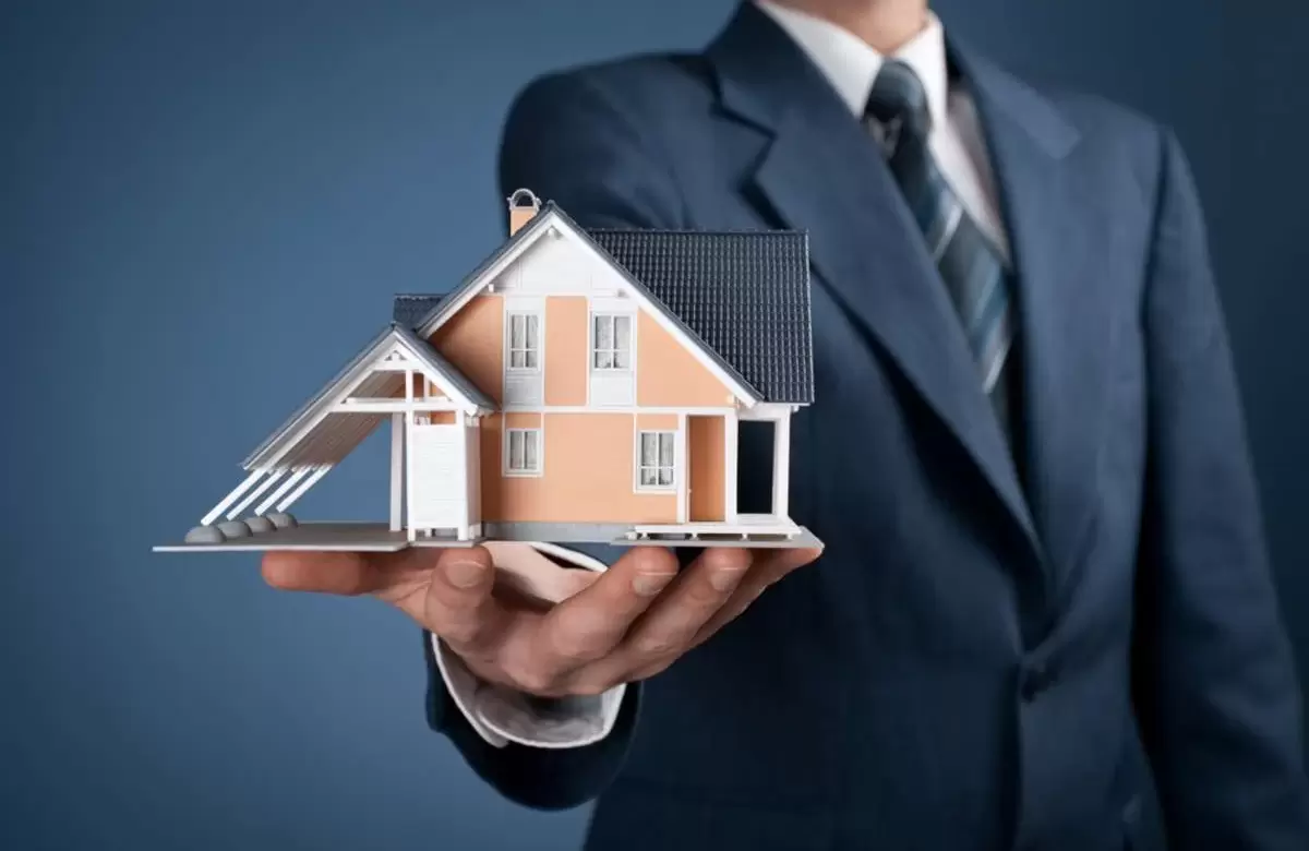  Real Estate Management